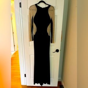 Fitted evening gown with beading